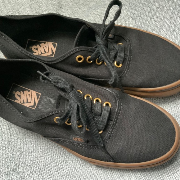 Vans Black Rubber Gum Sneaker 10 women’s 8.5 men’s - Picture 2 of 9